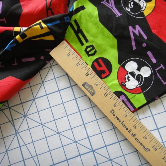 Vintage 90's Mickey & Co All Over Graphic Mickey Mouse Shorts Sz L NWT - Picture 7 of 14